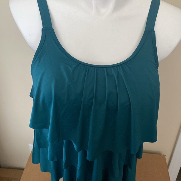 Plus size Ruffle Tankini - Picture 5 of 7